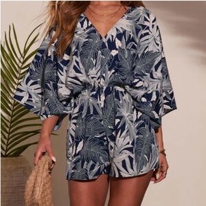 Vici Collection Navy and White Romper size Medium